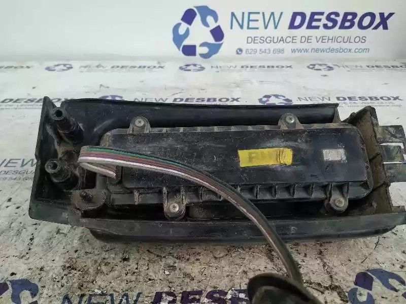 FAROLIM TRASEIRO DIREITO CHRYSLER VOYAGER II 1995 -