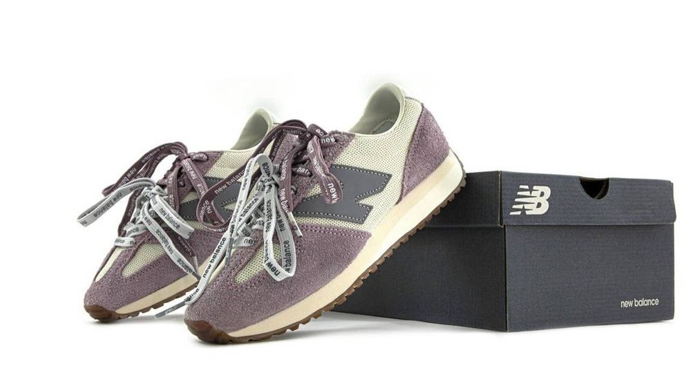 Рожеві кросівки New Balance 471 розмір 36-40