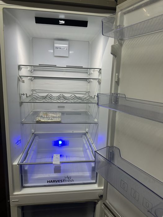 Холодильник «BEKO»