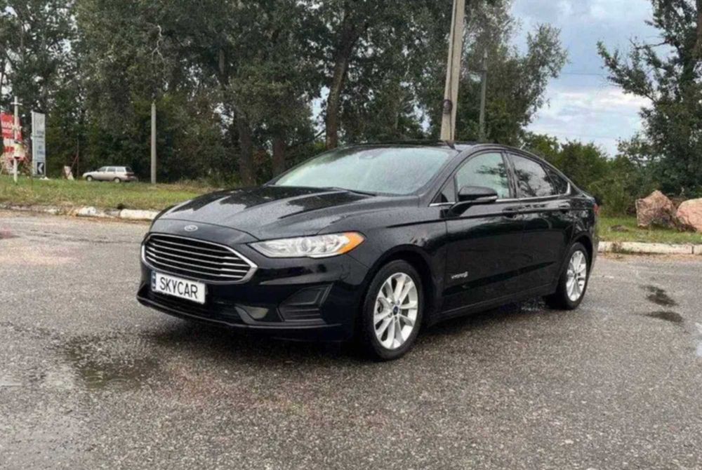 Аренда, Оренда, Прокат Авто Ford Fusion Hybrid