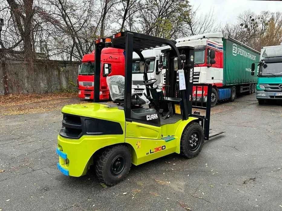 CLARK L30D НОВИЙ Дизельний навантажувач, погрузчик, кара