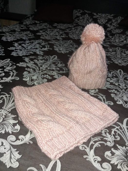 Шапка і хомутик на весну