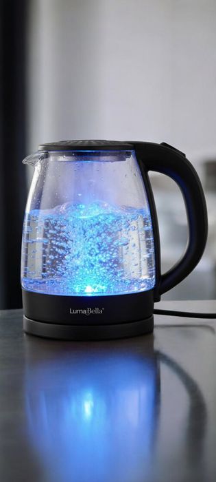 Лідери продажів. Електричні чайники з підсвічуванням Luma Bella