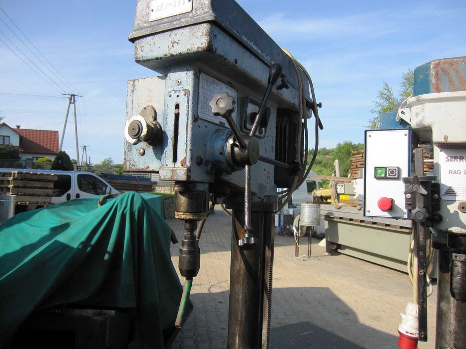 Wiertarka słupowa stołowa kolumnowa posuw