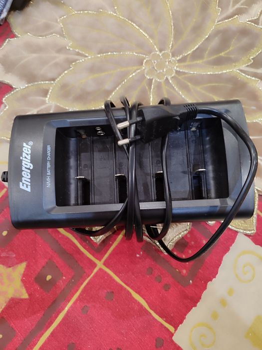 Ładowarka do baterii akumulatorów