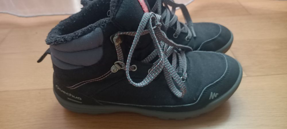 Buty zimowe Decathlon. 36.