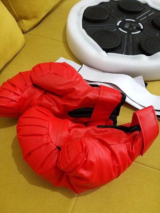 Тренажер для боксу, настінний, інтерактивний