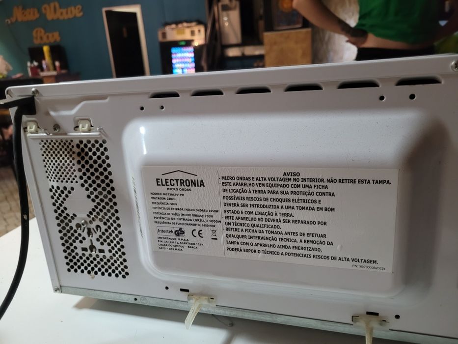 Microondas Electronia - 700W