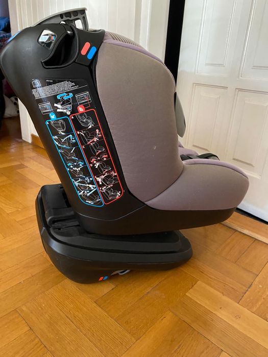 Maxi-Cosi, model Opal.