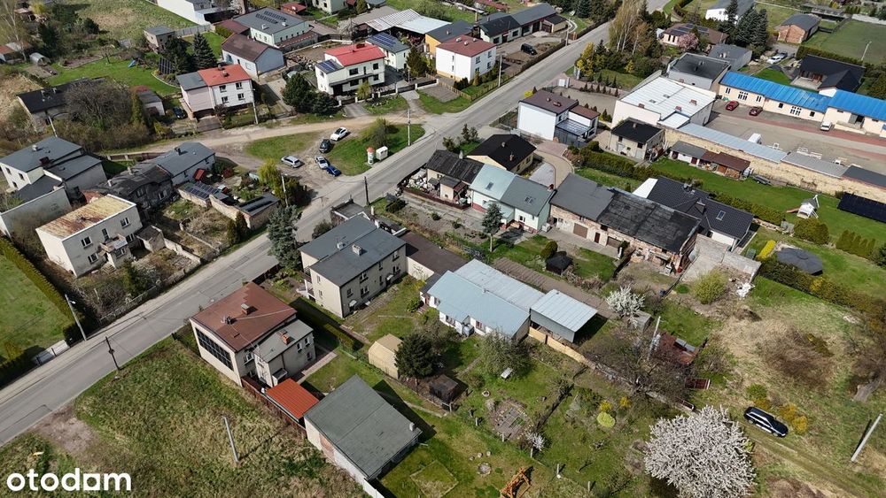 Dom z zabudową gospodarczą i warsztatem - Widok 2
