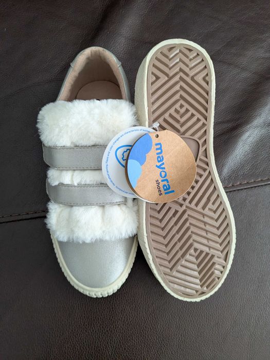 Стильні та оригінальні. Нові кросівки Mayoral для дівчинки, 34 розмір