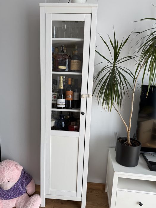 Witryna szklana ikea hemnes biala bejca
