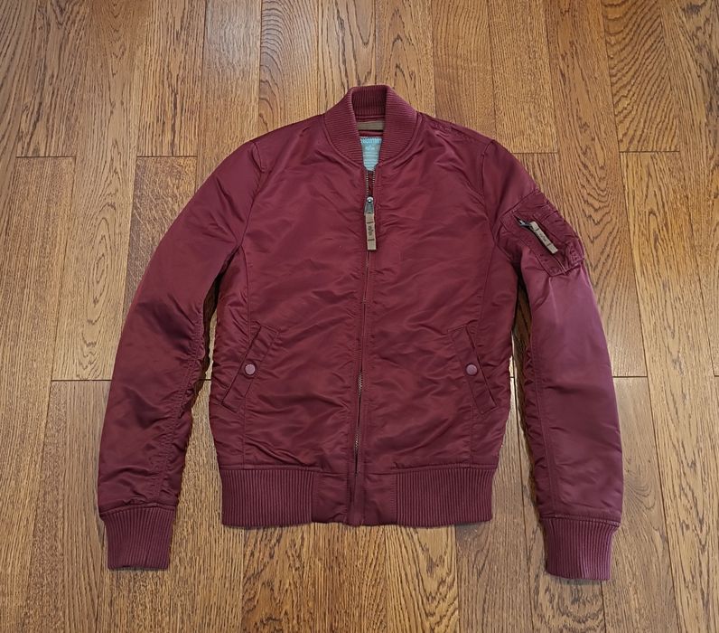 Kurtka Bomberka Alpha Industries Oryginalna Piękny Kolor