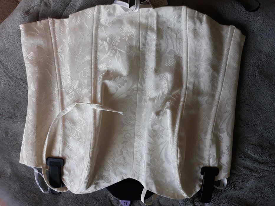 Gorset roz 44 ecru