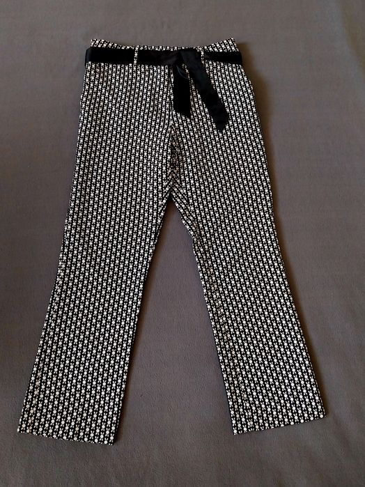 Spodnie wzorzyste 38
