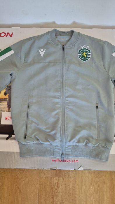 Casaco do Sporting Macron