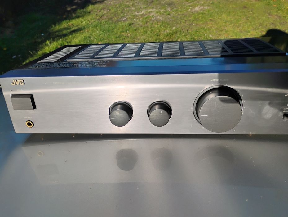 Zintegrowany wzmacniacz JVC AX-A2TN