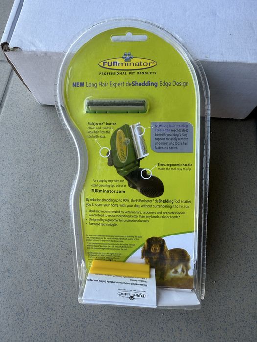 Furminator dla małego psa z długą sierścią