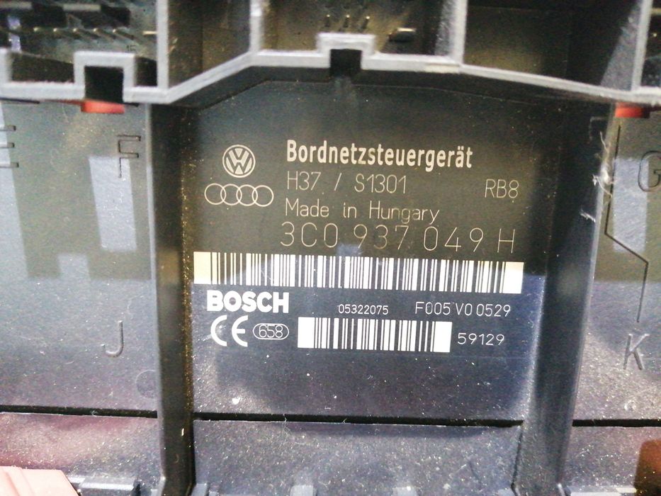 Caixa de fusíveis - volkswagen passat variant (3c5) | 05 - 11