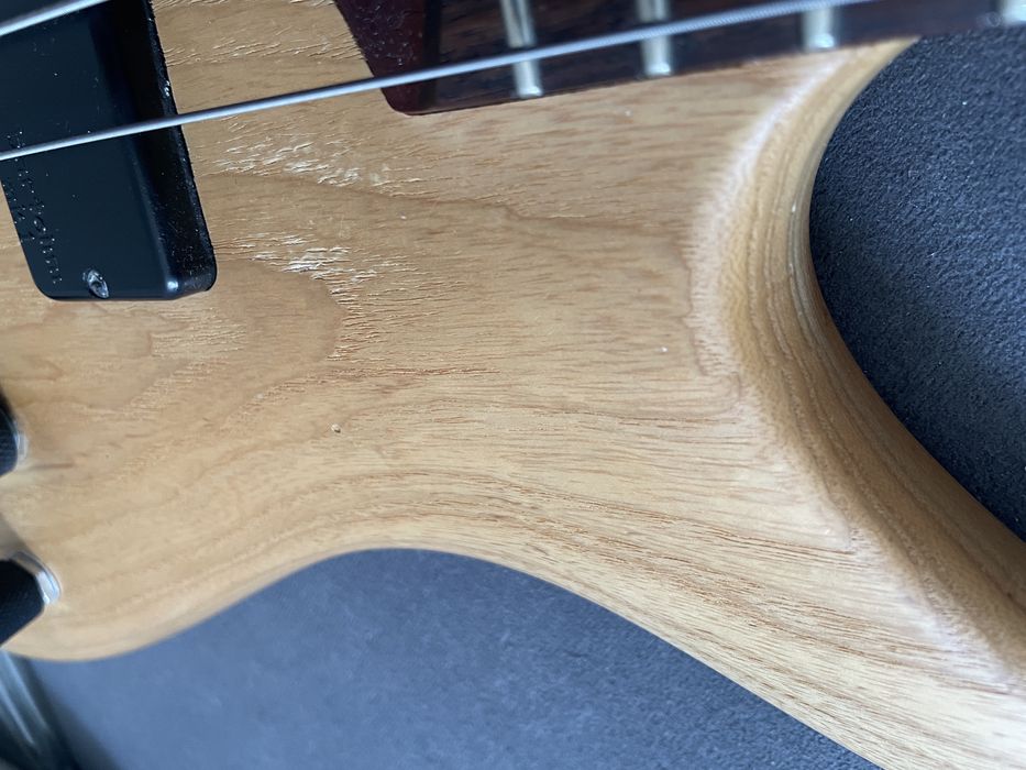 Gitara basowa Ibanez SR605, preamp Darkglass