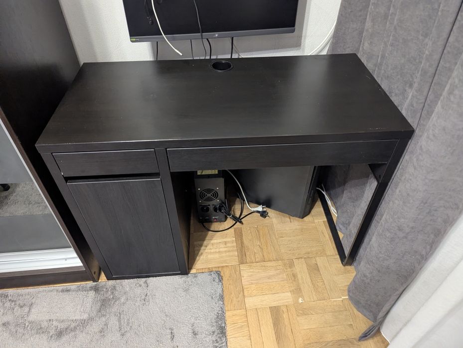 Продам стіл Ikea 105х50х75