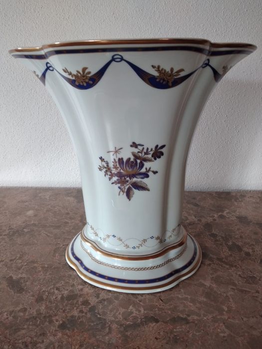 Vaso Eduardo II Fontainebleu, Vista Alegre