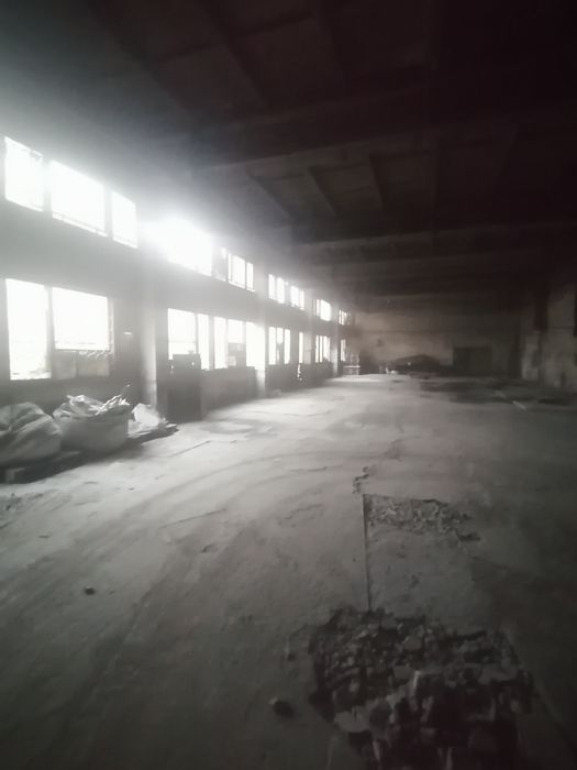 Производственный цех,помещения в админздании,район Южной проходной.