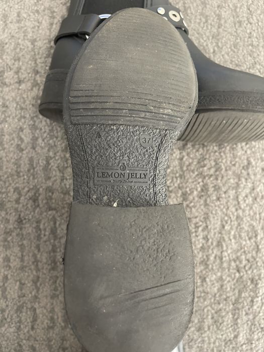 Botas pretas Lemon Jelly