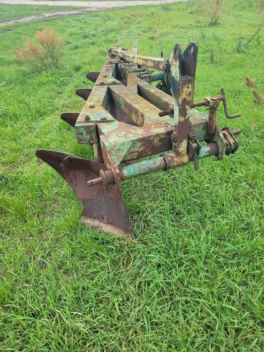 Pług zagonowy 4 skibowy
