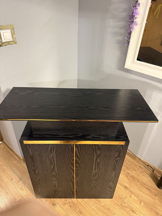 Recepcja (biuro,salon urody i tp)