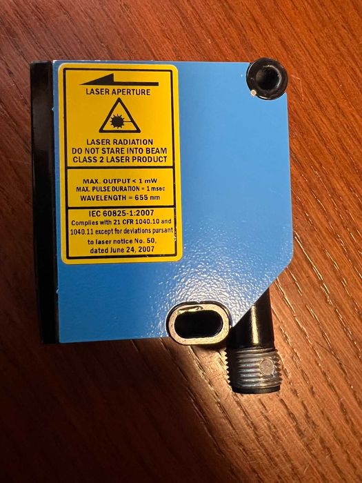 Датчики усунення Sick DT20-P214B