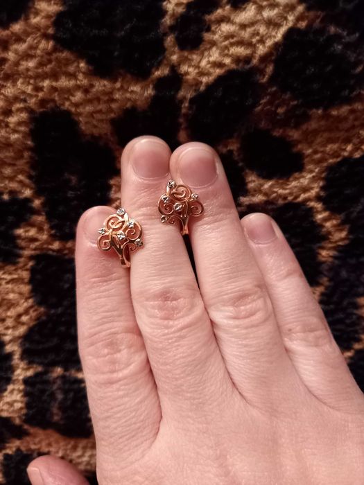 Золотi сережки. 585 проба, вага 2.8 грамм. Киев!