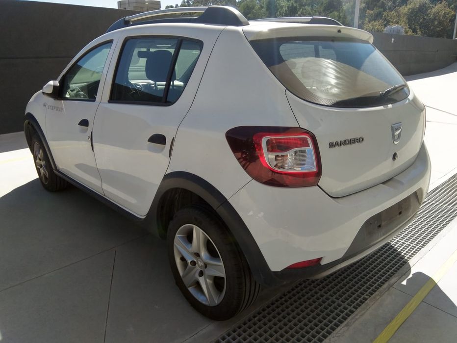 DACIA SANDERO II - 2014 - Para Peças