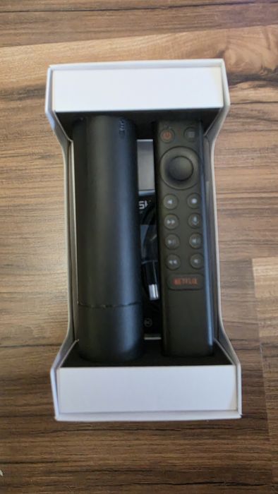 Приставка NVIDIA Shield TV