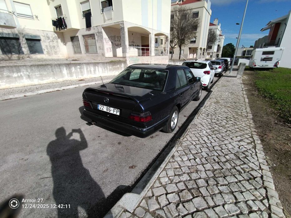 Mercedes 200 - Gasoleo (para trabalho)