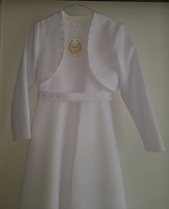 Sukienka komunijna z dodatkami