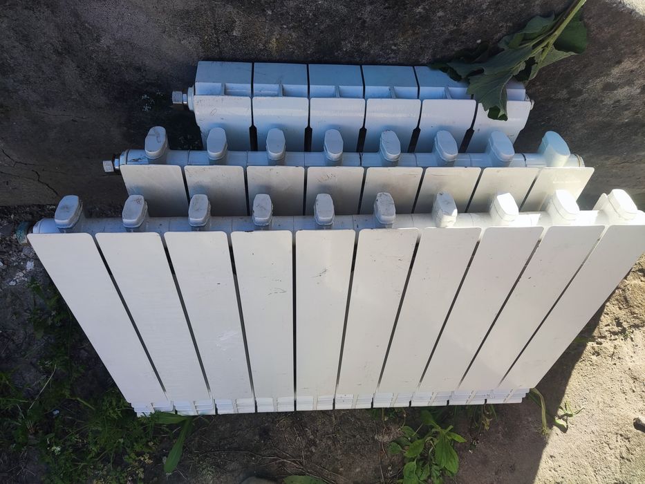 Радіатор алюмінієвий NOVA FLORIDA  (12 секцій/рер) + висота 60см