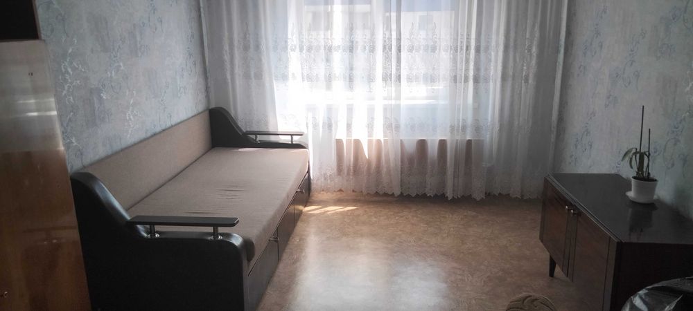Кімната без господарів. 10 хв.від метро Оболонь
