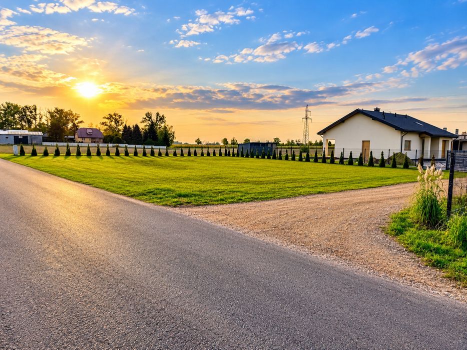 Działka budowlana 900 m² z Warunkami Zabudowy - Widok 2