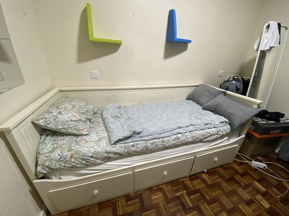 Cama IKEA HEMNES extensível + Cómoda + Colchão OFERTA