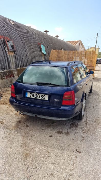 Audi A4 B5 1.9 tdi p/ peças