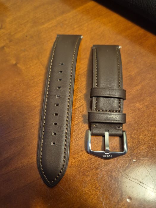 Bracelete Fossil em pele 22mm