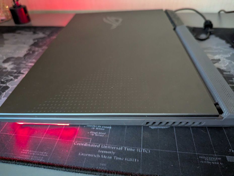 Ноутбук Asus RogStrix G713