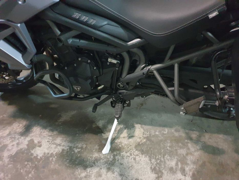 Moto triumph tiger xrx 800