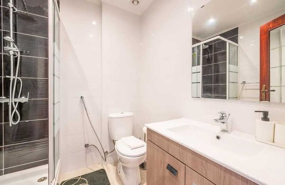 Quarto para arrendar rio de mouro