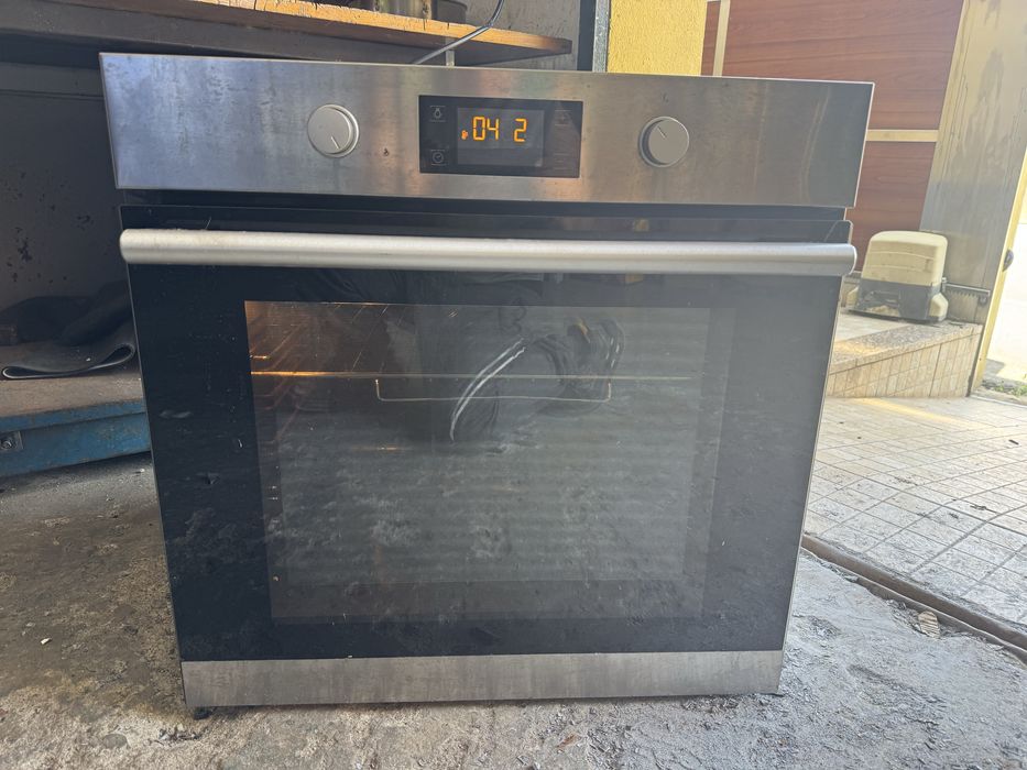 forno no estado que se encontra-se nas fotografias