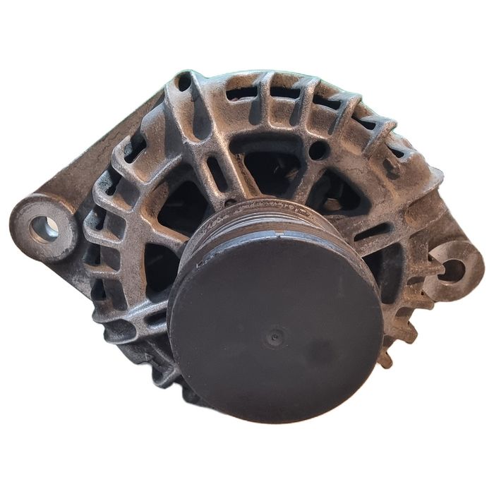 Alternator prądu Opel 13502582 14V 140A Insignia Astra Zafira Cascada