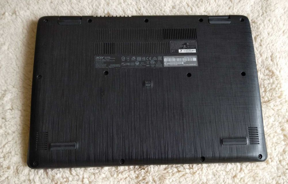 Acer Spin 3 SP513 14" FHD IPS 360°/i5-7200U/ 8 GB/ SSD256GB/ UHD620