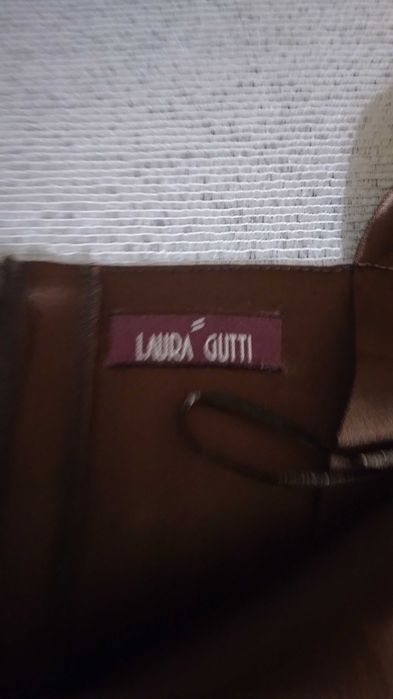 Piękna długa sukienka .