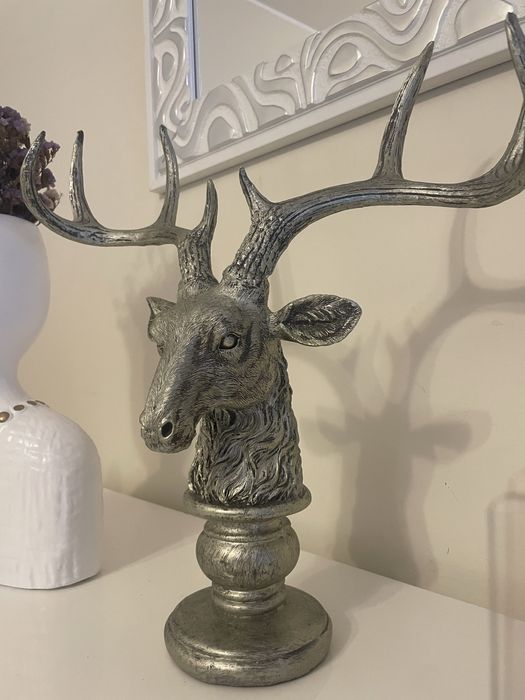 Busto cabeça de veado